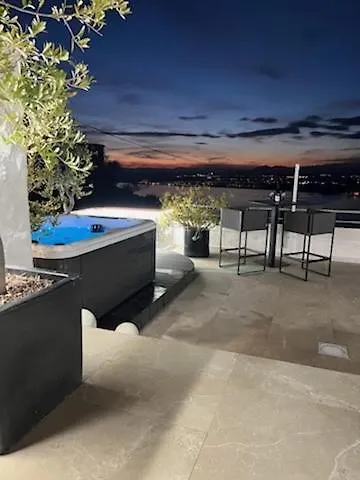 Apartment Appartement Duplex Rosas Avec Terrasse Magnifique Jacuzzi Vue Mer